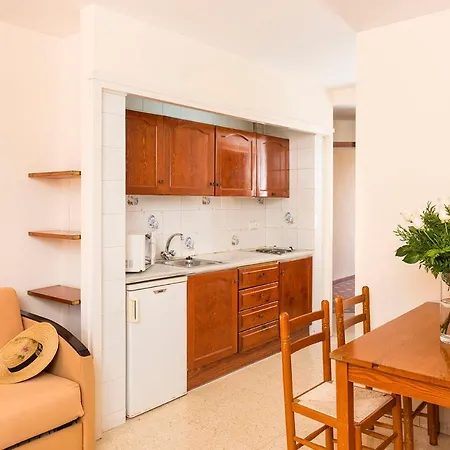 Apartamentos Guitart-2
