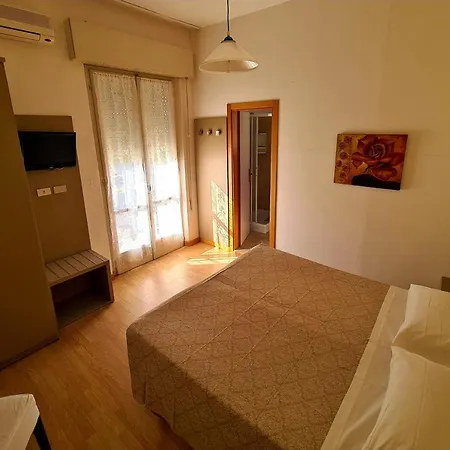 Hotel Camelia-3