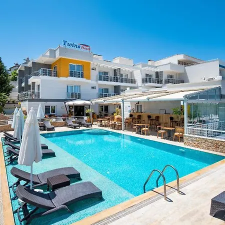Twins Hotel Cesme-2