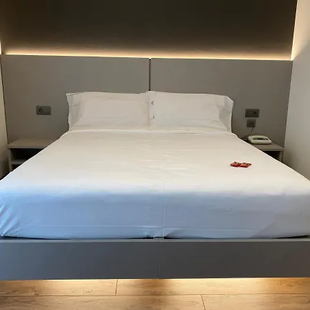 Fly Bike Hotel-3