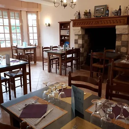 Restaurant & Chambres D'Hotes L'Eau Vive-3
