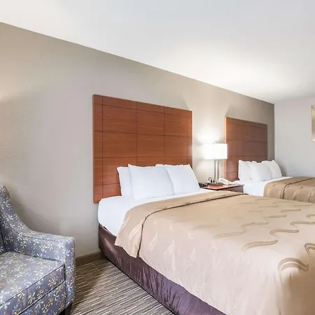 Quality Inn & Suites Lodi I-90-3