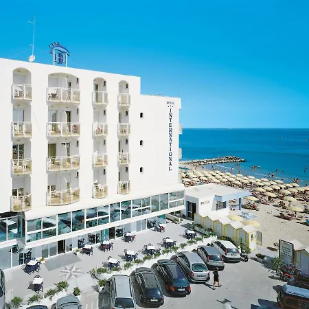 Hotel International-2