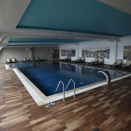 Hotel Izgrev Spa & Aquapark-3