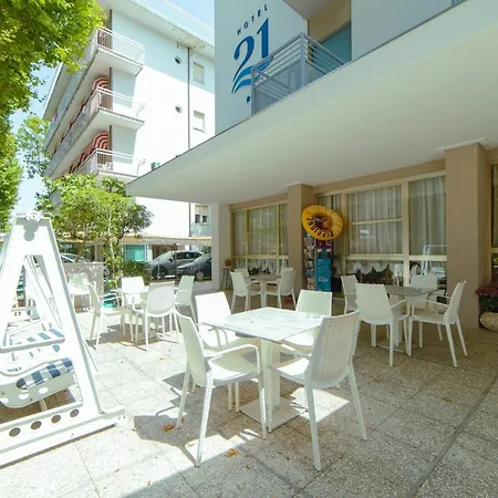 Hotel 21 Riccione-2