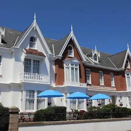Runnymede Court Hotel-2