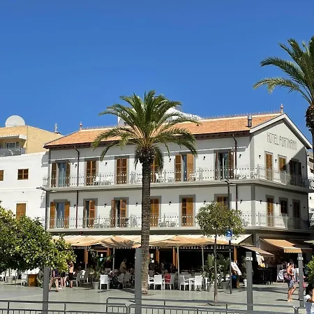 Hotel Portmany-2