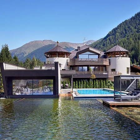 Fontis Luxury Spa Lodge-2