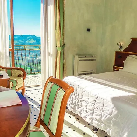 Hotel Astoria-3