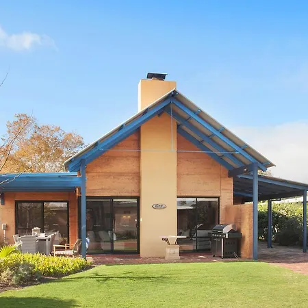 Dunsborough Beach Cottages-2
