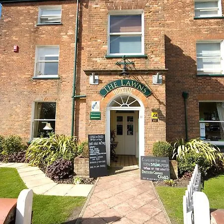 The Lawns Hotel-2