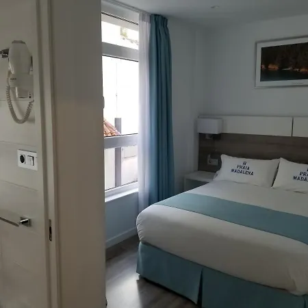 Hostal Praia Madalena-2