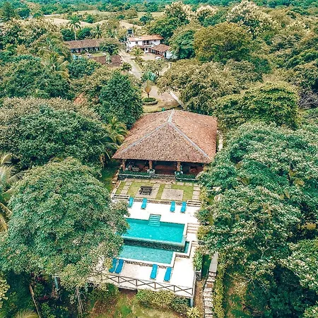 Hotel Santa Catalina Panamá-3