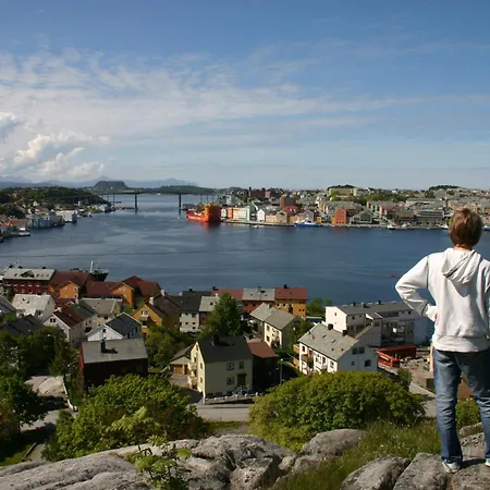 Thon Hotel Kristiansund-2