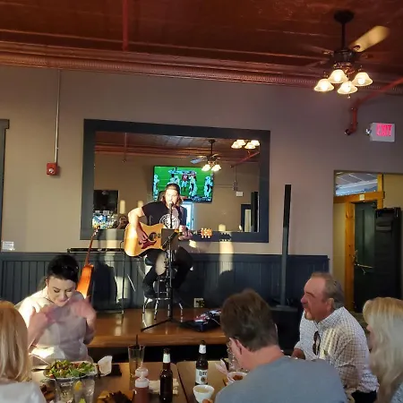 Buffalo Lodge Of Bigfork-2