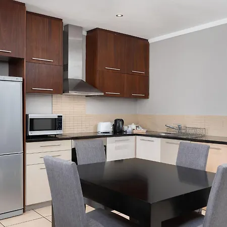 Icon Serviced Apartments Foreshore-3