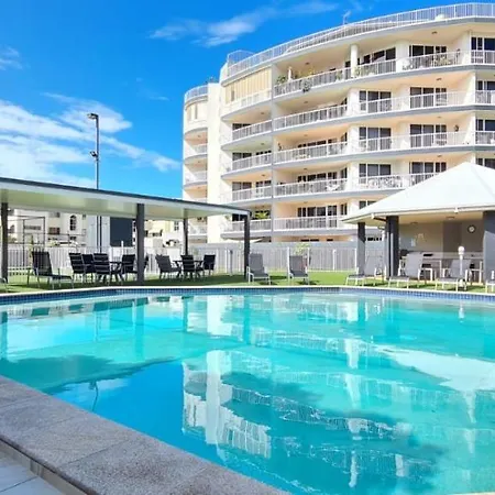 Fairways Golf & Beach Retreat Bribie Island-3