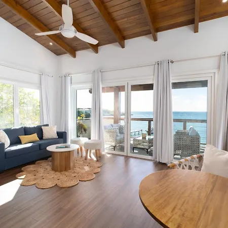 The Beach House Boutique Hotel-3