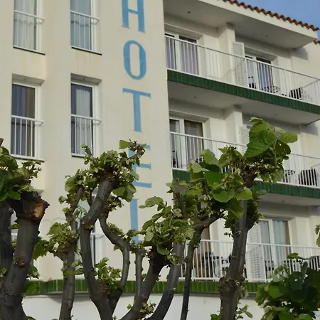 Hotel Nou Estrelles-2