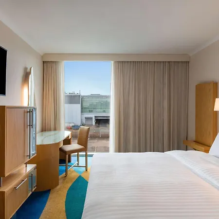 Radisson Blu Hotel London Stansted Airport-2