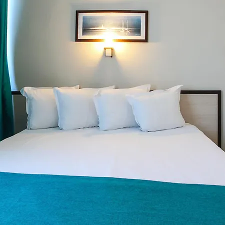 Smartline Meridian Hotel-2