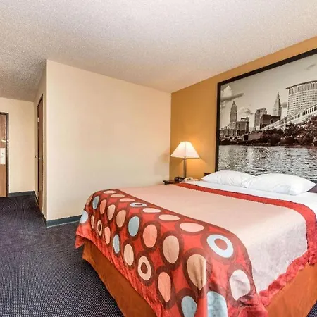 Super 8 By Wyndham Franklin/Middletown Area-3