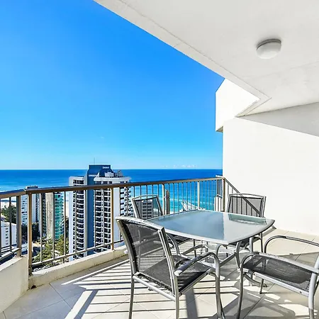 Surfers Century Oceanside Apartments-3