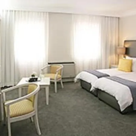 Foreshore Hotel-2