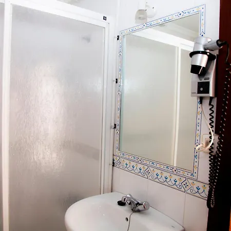 Hostal Paris-2