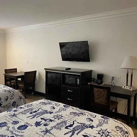 Ocean Surf Inn & Suites-3