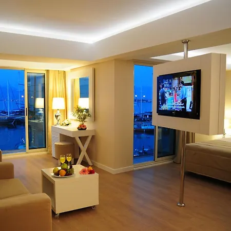Alesta Yacht Hotel-3