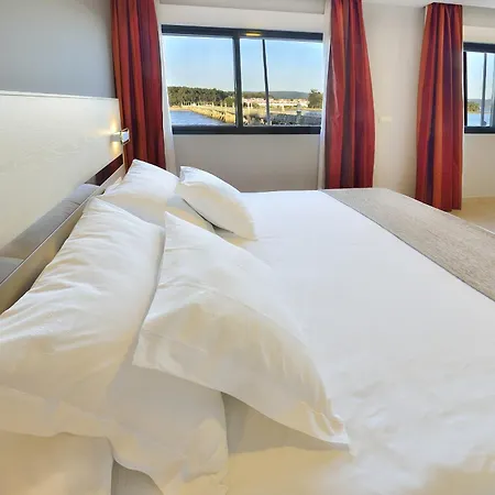 Hotel Puente de La Toja-3