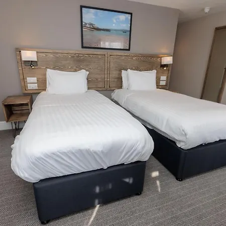 Dovey Inn-2