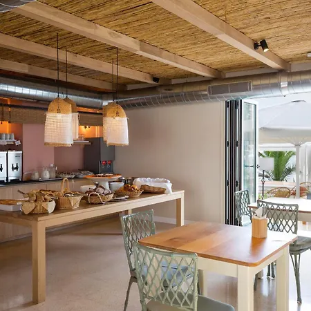 Hostal La Savina-2
