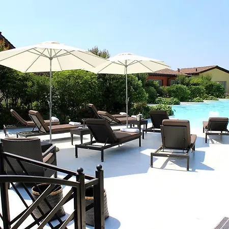 Joia Hotel & Luxury Apartments Rta-2