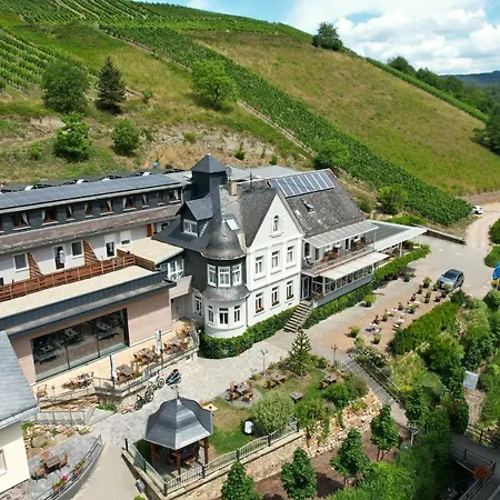Hotel Weinberg-Schloesschen-2