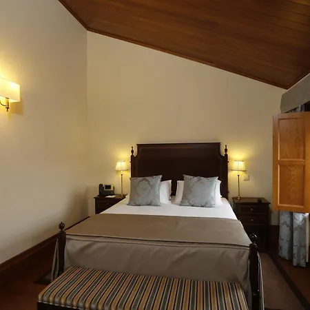 Parador Casa Da Insua-2