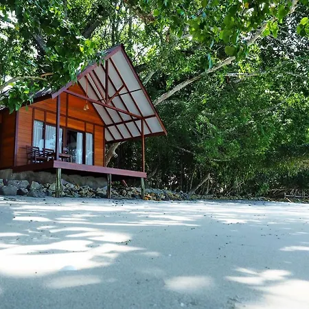 Waiwo Dive Resort Raja Ampat-3