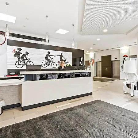 The Colmslie Hotel-2