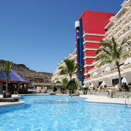 Hotel Livvo Lago Taurito & Aquapark-3