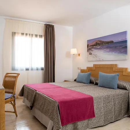 Hl Club Playa Blanca-2
