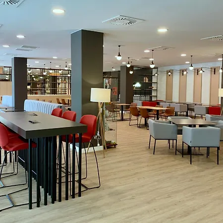 Ramada By Wyndham Valencia Almussafes-2