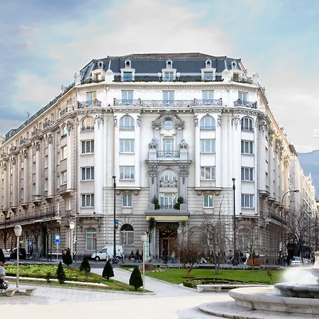 Hotel Carlton-2