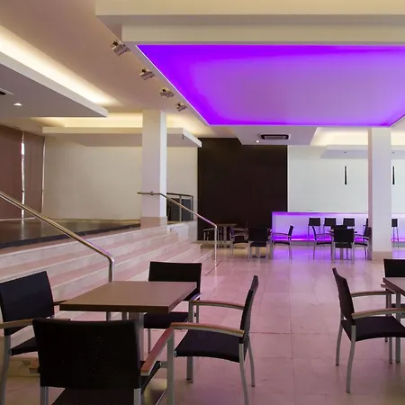 Hotel Gran Garbi & Aquasplash-2