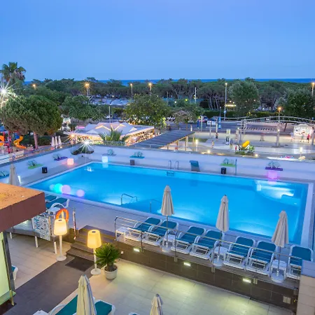 Aparthotel Odissea Park-3