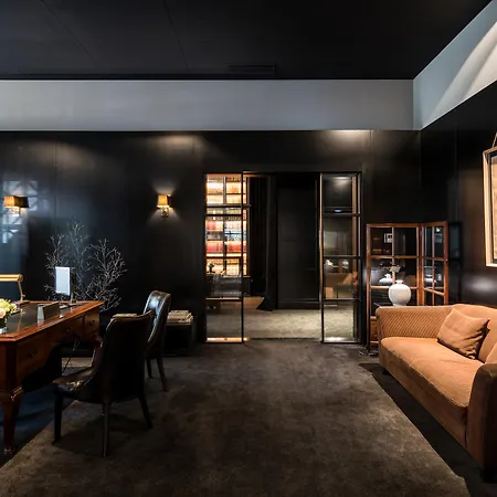 Grand Hotel Central, Small Luxury Hotels-3