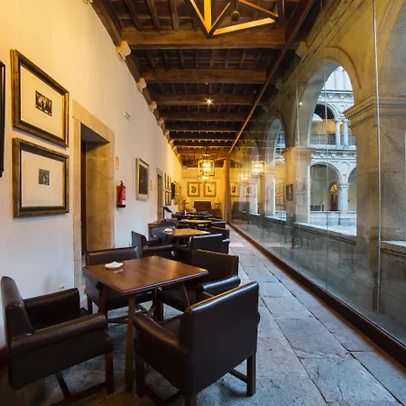 Parador De Monforte De Lemos-3