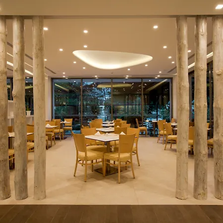 Caravia Beach Hotel-2