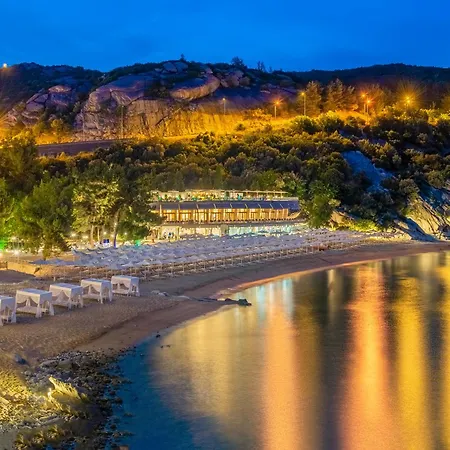 Tosca Beach Hotel-3