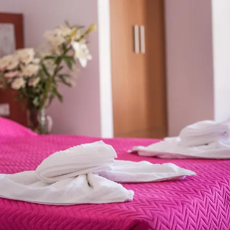Mariamare Apts-3